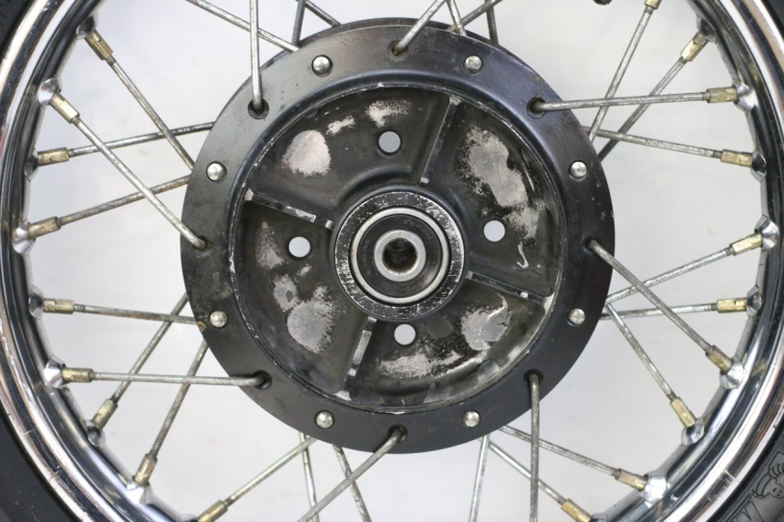 photo de CERCHIO POSTERIORE E PNEUMATICO YAMAHA PW 80 (1983 - 2014)