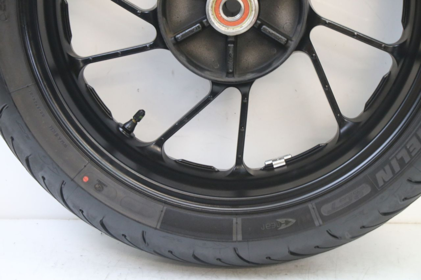 photo de CERCHIO POSTERIORE E PNEUMATICO YAMAHA TRACER 7 700 (2020 - 2024)