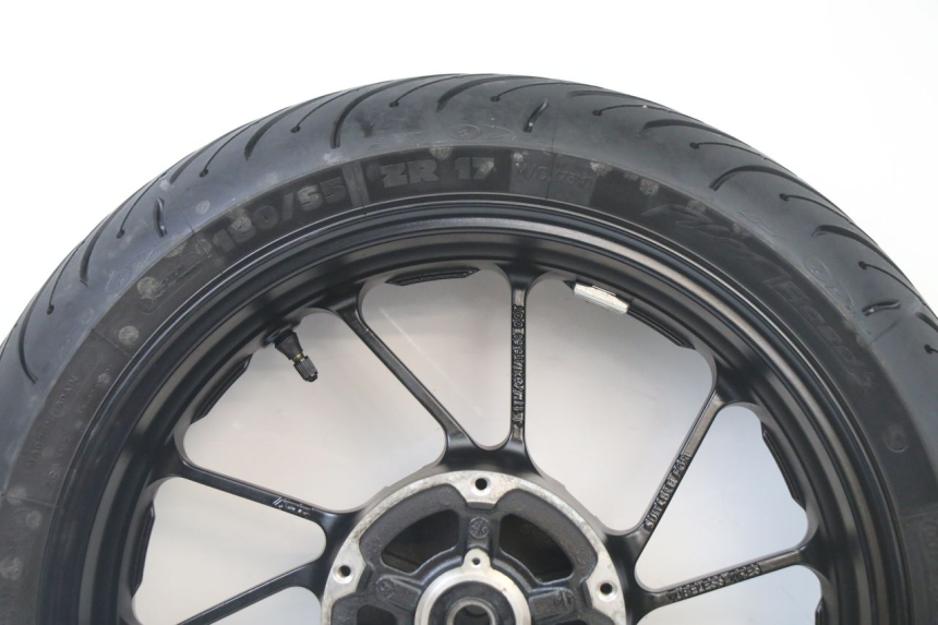 photo de CERCHIO POSTERIORE E PNEUMATICO YAMAHA TRACER 7 700 (2020 - 2024)