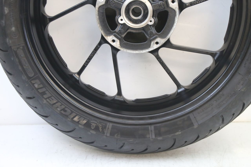 photo de CERCHIO POSTERIORE E PNEUMATICO YAMAHA TRACER 7 700 (2020 - 2024)