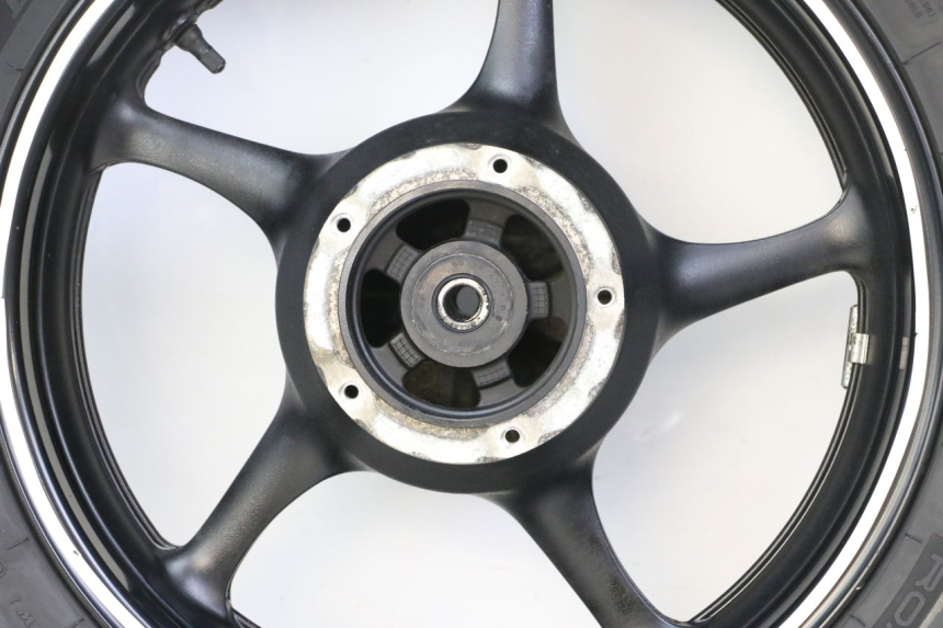 photo de CERCHIO POSTERIORE E PNEUMATICO YAMAHA XJ6 ABS 600 (2008 - 2016)