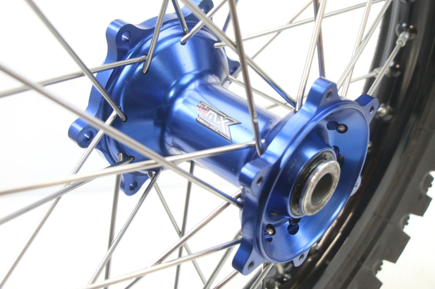 photo de CERCHIO POSTERIORE E PNEUMATICO YAMAHA YZ 125 (2006 - 2016)