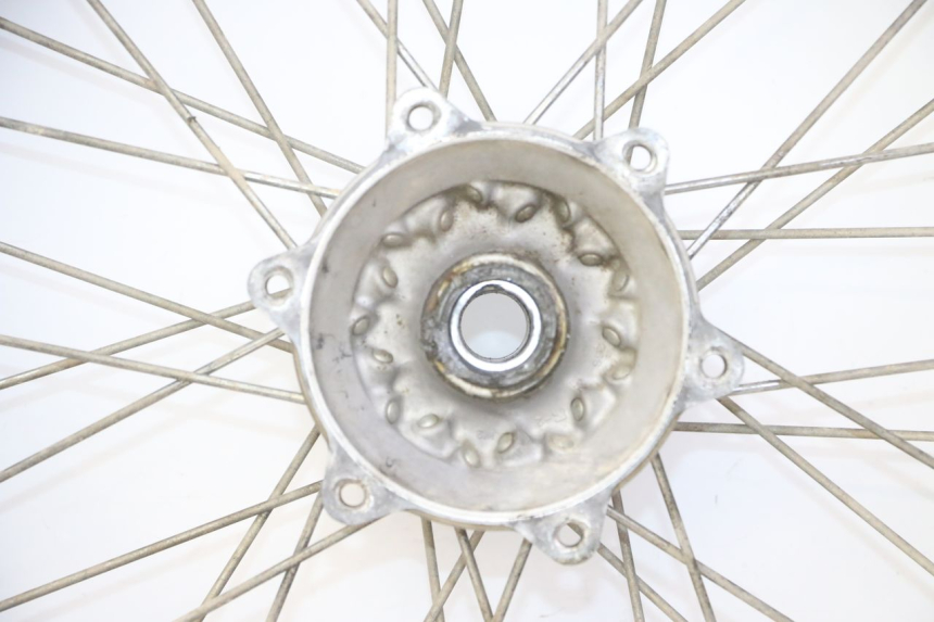 photo de CERCHIO POSTERIORE E PNEUMATICO YAMAHA YZ-F YZF 250 (2014 - 2018)