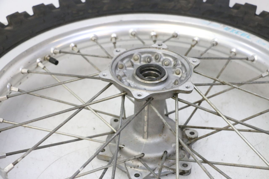 photo de CERCHIO POSTERIORE E PNEUMATICO YAMAHA YZF YZ-F 450 (2014 - 2016)