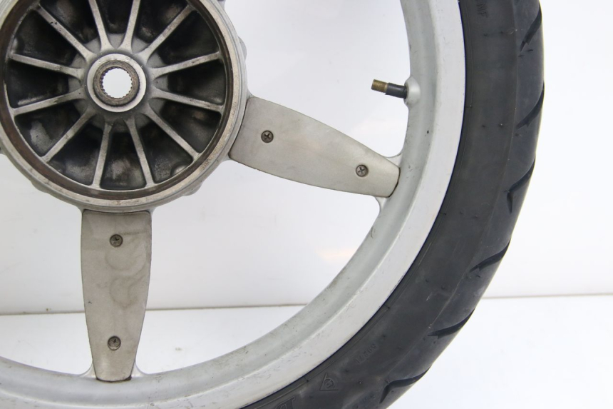 photo de CERCHIO POSTERIORE APRILIA SCARABEO 4T 50 (2009 - 2017)
