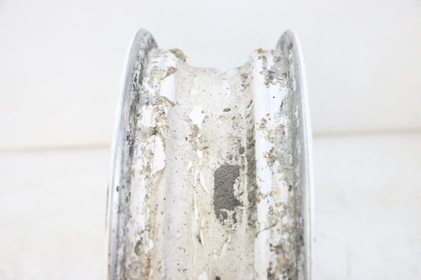 photo de CERCHIO POSTERIORE MBK BOOSTER SPIRIT NAKED 50 (2004 - 2017) - Stato della superficie e materiale