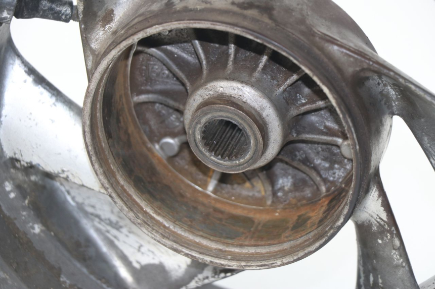 photo de CERCHIO POSTERIORE PEUGEOT BUXY 50 (1993 - 1998)