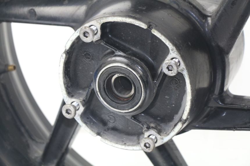 photo de CERCHIO POSTERIORE HONDA CBR 919 RR FIREBLADE 900 (1998 - 1999) - Marcature e riferimenti originali