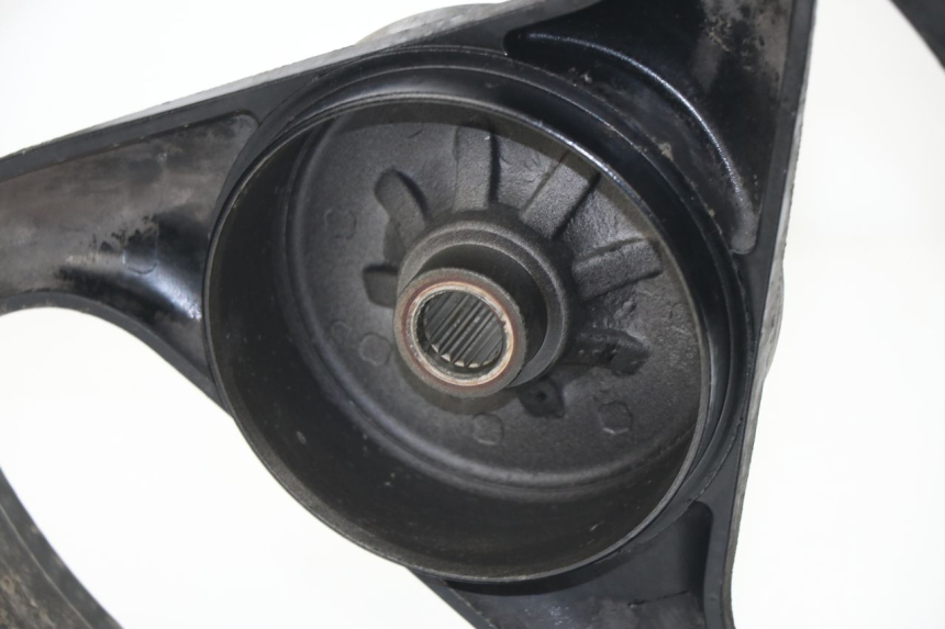 photo de CERCHIO POSTERIORE GINELLI LJ50QT 2T 50 (2009 - 2012)