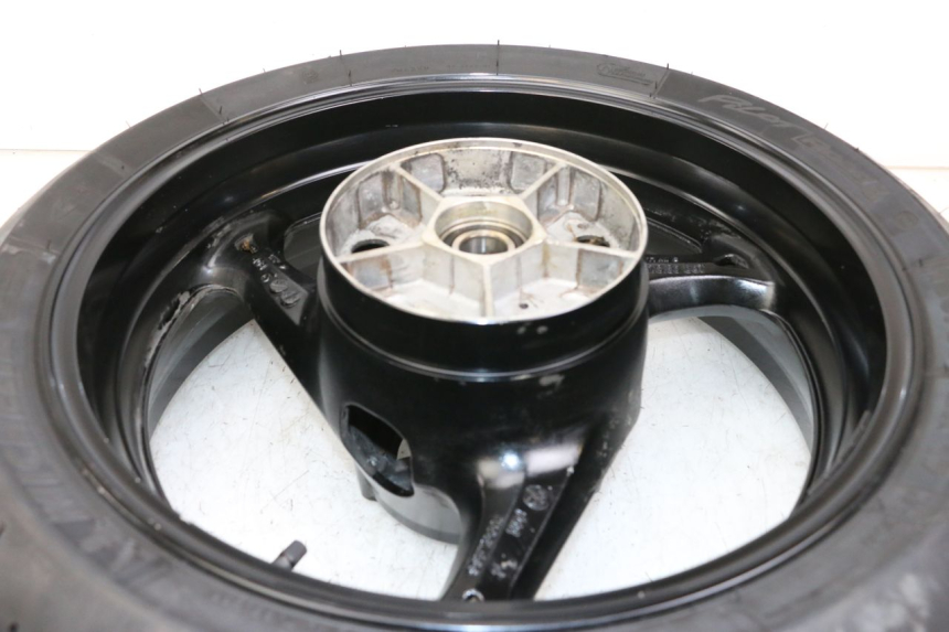 photo de CERCHIO POSTERIORE SUZUKI GSR 750 (2011 - 2017)
