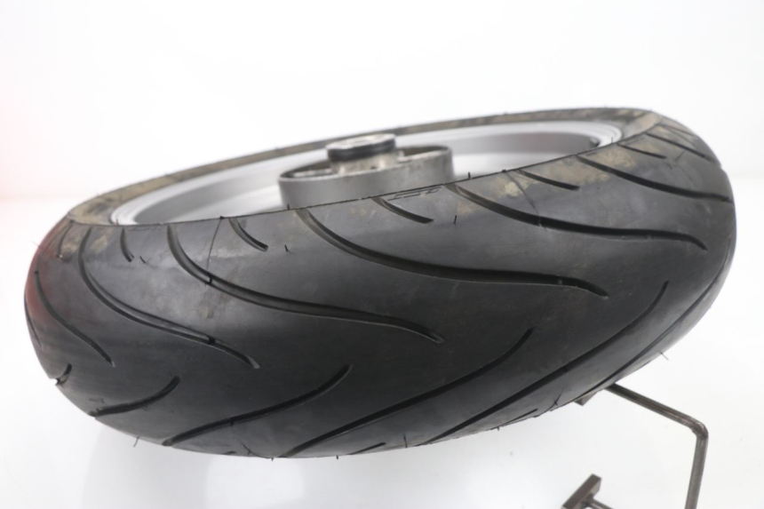 photo de CERCHIO POSTERIORE HONDA CBF 500 (2004 - 2007)