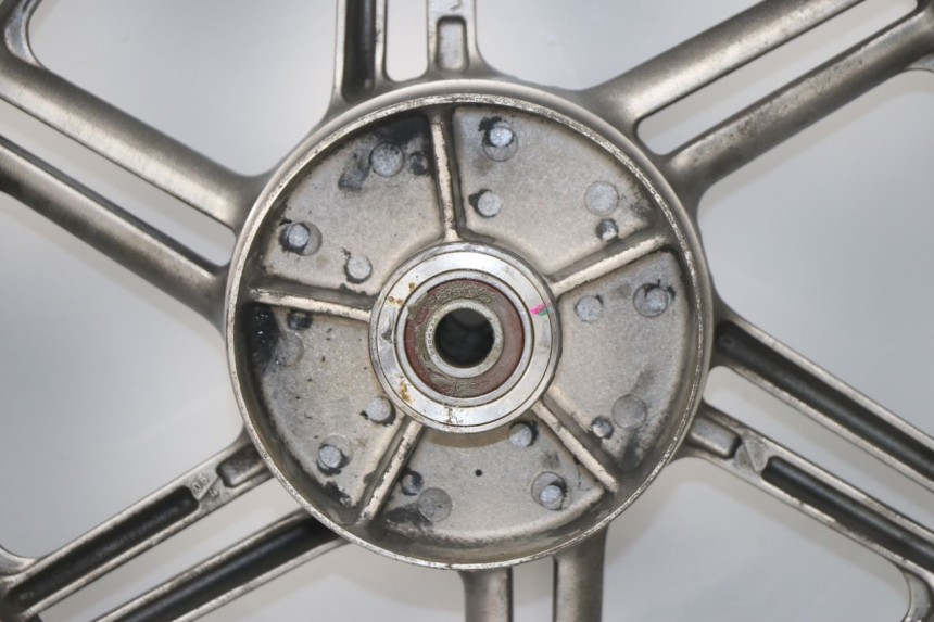 photo de CERCHIO POSTERIORE HONDA CBF 500 (2004 - 2007)