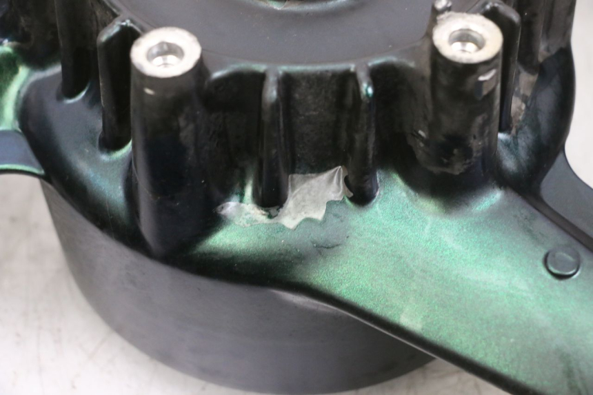 photo de CERCHIO POSTERIORE HONDA CBR F 1000 (1993 - 1996) - Primo piano tecnico