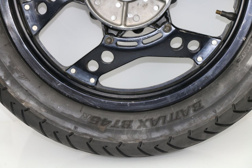 photo de CERCHIO POSTERIORE HONDA VF 1000 (1984 - 1988)