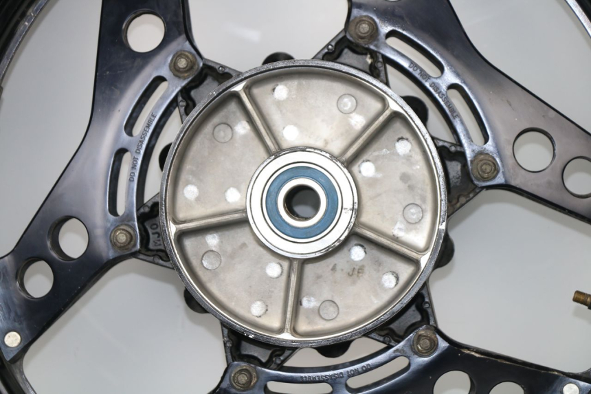 photo de CERCHIO POSTERIORE HONDA VF 1000 (1984 - 1988)