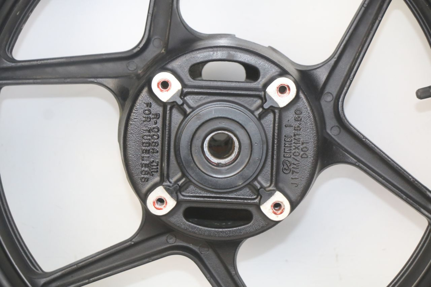 photo de CERCHIO POSTERIORE KAWASAKI Z 750 (2007 - 2013)