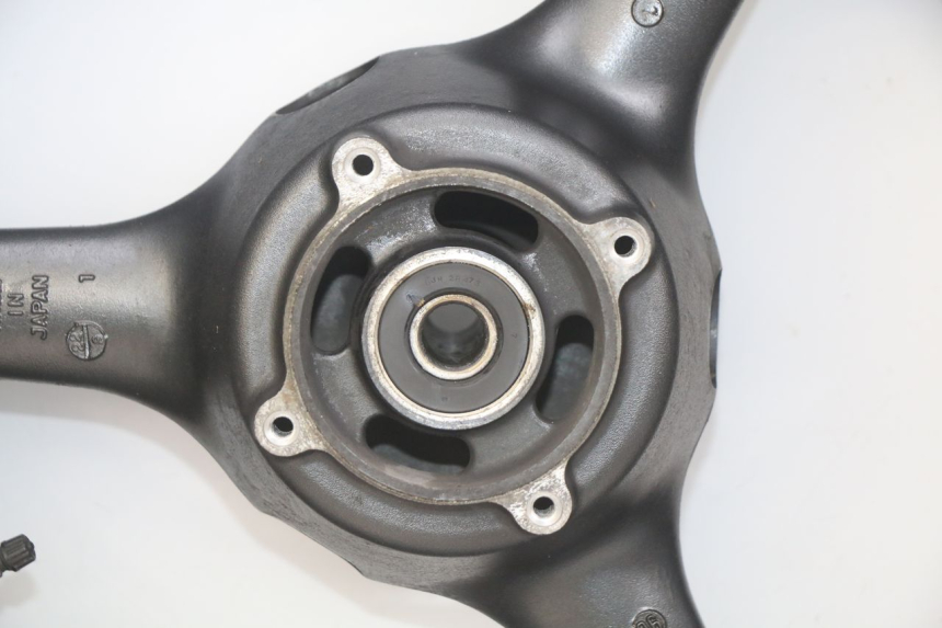 photo de CERCHIO POSTERIORE KAWASAKI ZX-6R ZX6R 600 (1995 - 1997)