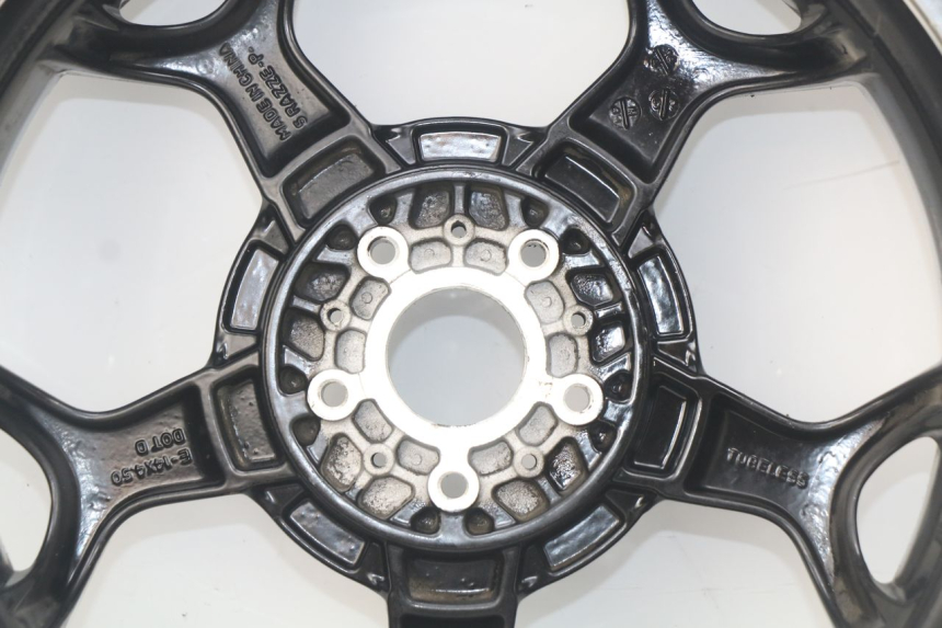 photo de CERCHIO POSTERIORE PIAGGIO MP3 500 (2014 - 2016)