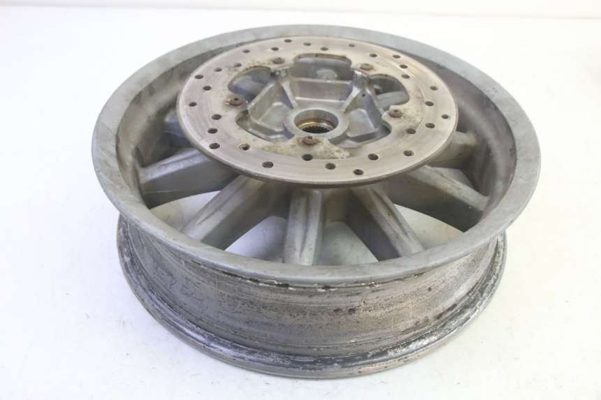 photo de CERCHIO POSTERIORE PIAGGIO MP3 RL 250 (2007 - 2010) - Primo piano tecnico