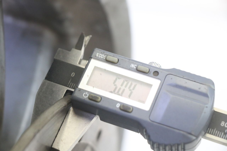 photo de CERCHIO POSTERIORE PIAGGIO MP3 RL 250 (2007 - 2010) - Vista d'insieme del prodotto