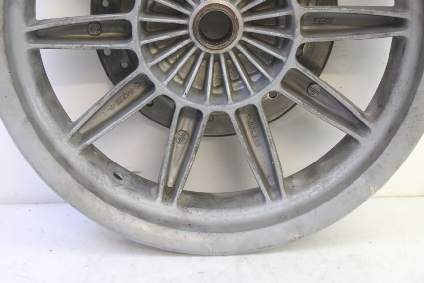 photo de CERCHIO POSTERIORE PIAGGIO MP3 RL 250 (2007 - 2010) - Marcature e riferimenti originali