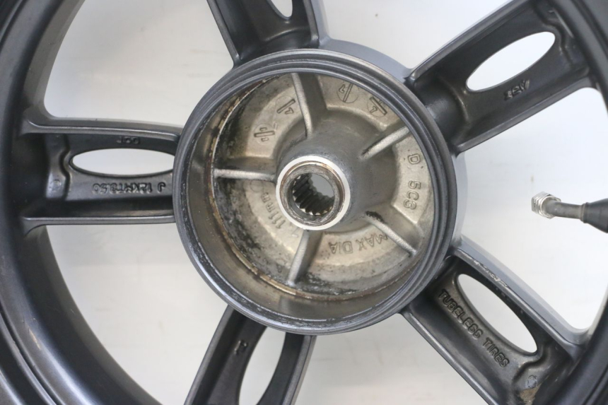 photo de CERCHIO POSTERIORE YAMAHA NEOS NEO'S 4T 50 (2008 - 2016) - Primo piano tecnico