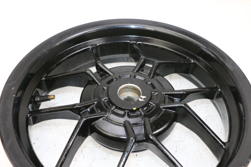 photo de CERCHIO POSTERIORE PIAGGIO NEW TYPHOON 50 (2018 - 2021) - Caratteristiche distintive