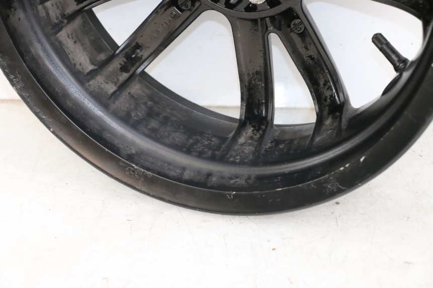 photo de CERCHIO POSTERIORE PIAGGIO MP3 500 (2011 - 2015)