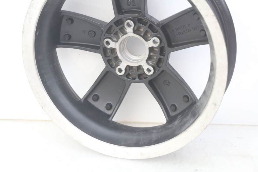 photo de CERCHIO POSTERIORE PIAGGIO VESPA GTS SUPER IE 125 (2009 - 2016)
