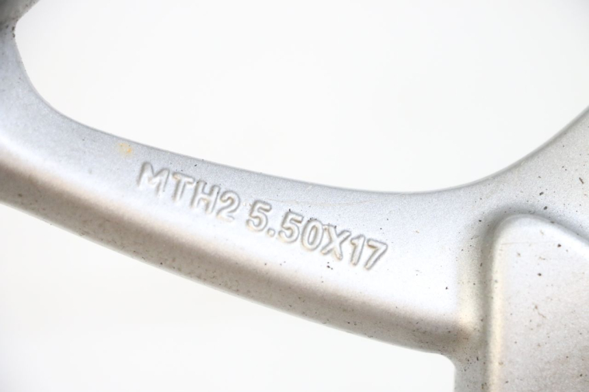 photo de CERCHIO POSTERIORE BMW R RT ABS 1200 (2010 - 2014) - Primo piano tecnico