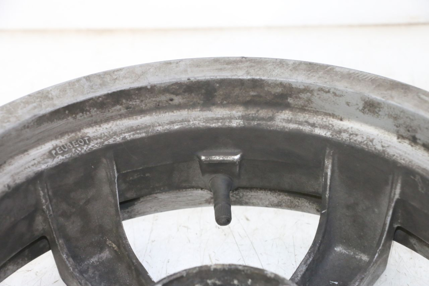 photo de CERCHIO POSTERIORE PEUGEOT SATELIS 125 (2006 - 2009)