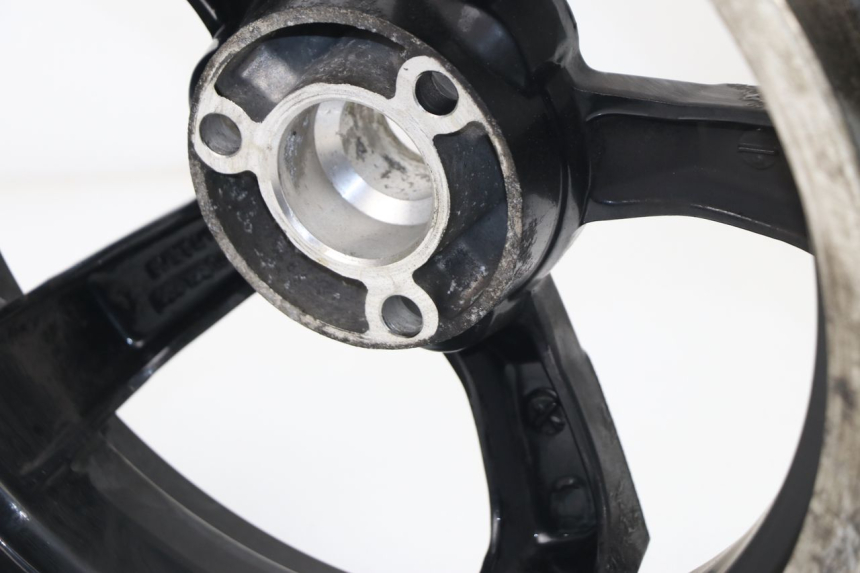 photo de CERCHIO POSTERIORE PEUGEOT SATELIS 125 (2010 - 2012)