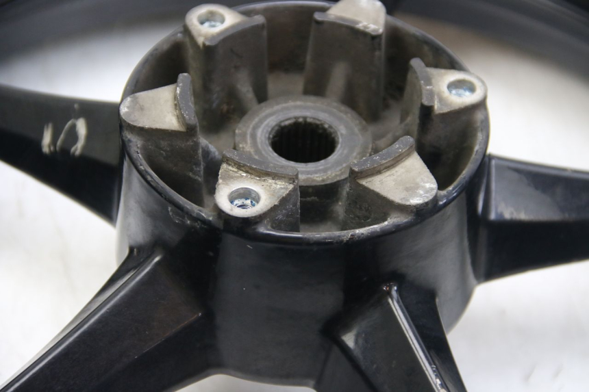 photo de CERCHIO POSTERIORE SUZUKI SIXTEEN 125 (2008 - 2010)