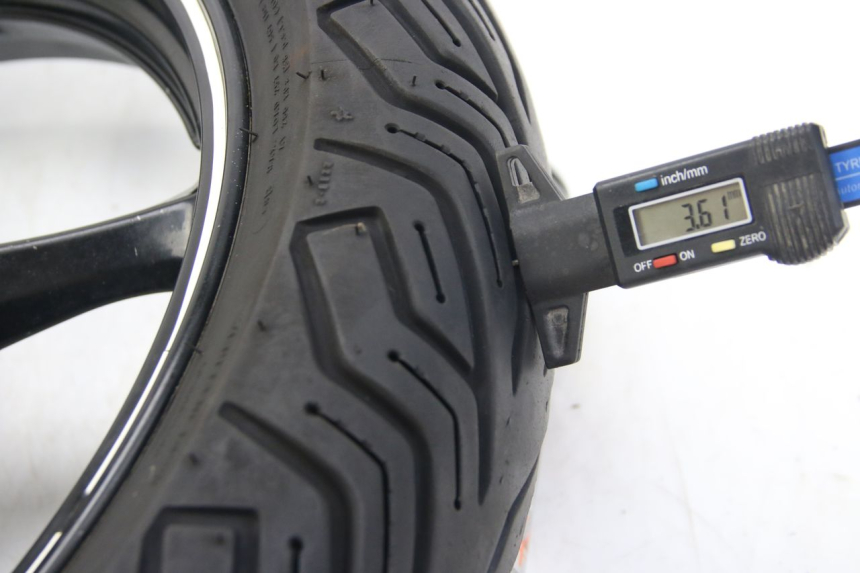 photo de CERCHIO POSTERIORE SUZUKI SIXTEEN 125 (2008 - 2010)