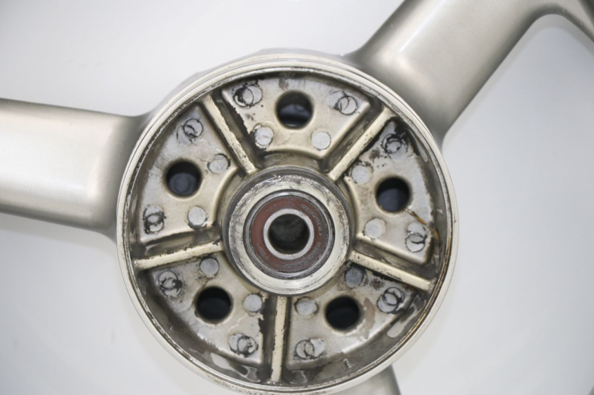 photo de CERCHIO POSTERIORE TRIUMPH SPRINT RS 955 (2000 - 2001)