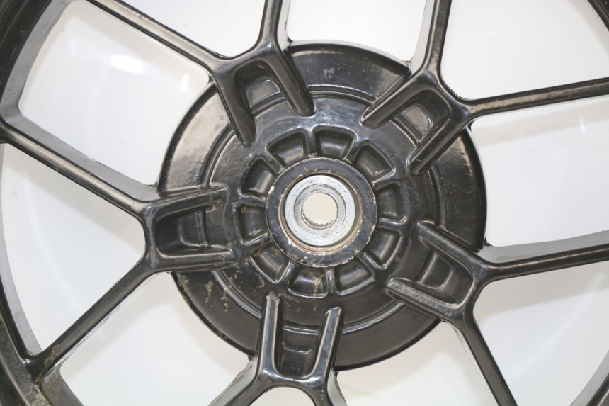 photo de CERCHIO POSTERIORE APRILIA SR 2T 50 (2012 - 2017)