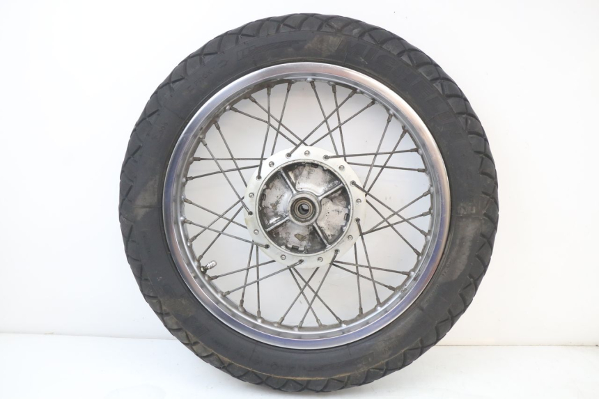 photo de CERCHIO POSTERIORE SUZUKI GN 125 (1997 - 2000)