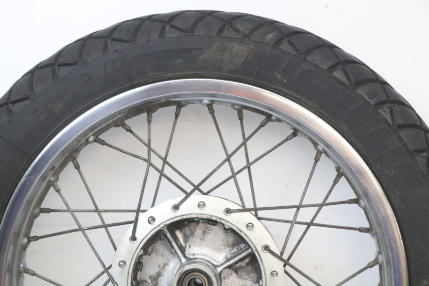 photo de CERCHIO POSTERIORE SUZUKI GN 125 (1997 - 2000)