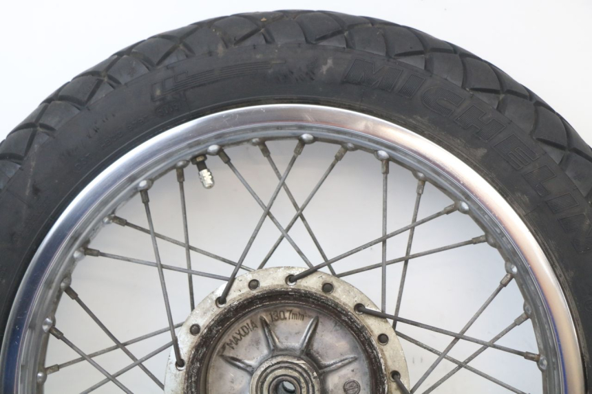 photo de CERCHIO POSTERIORE SUZUKI GN 125 (1997 - 2000)