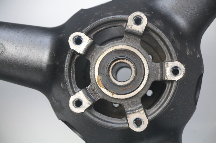 photo de CERCHIO POSTERIORE SUZUKI GSF N BANDIT 600 (2000 - 2004)