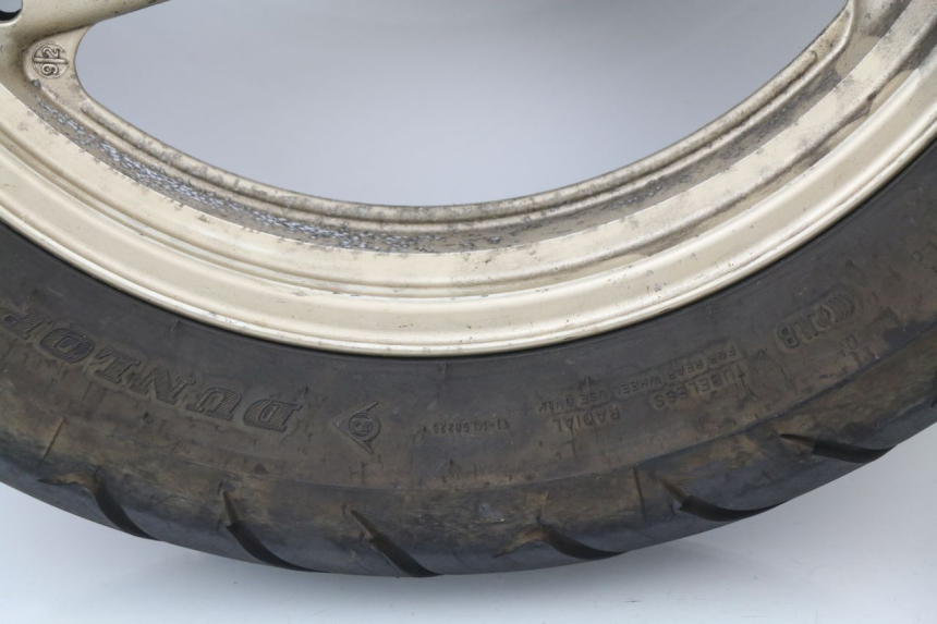photo de CERCHIO POSTERIORE SUZUKI GSXF GSX F 600 (1988 - 1997)