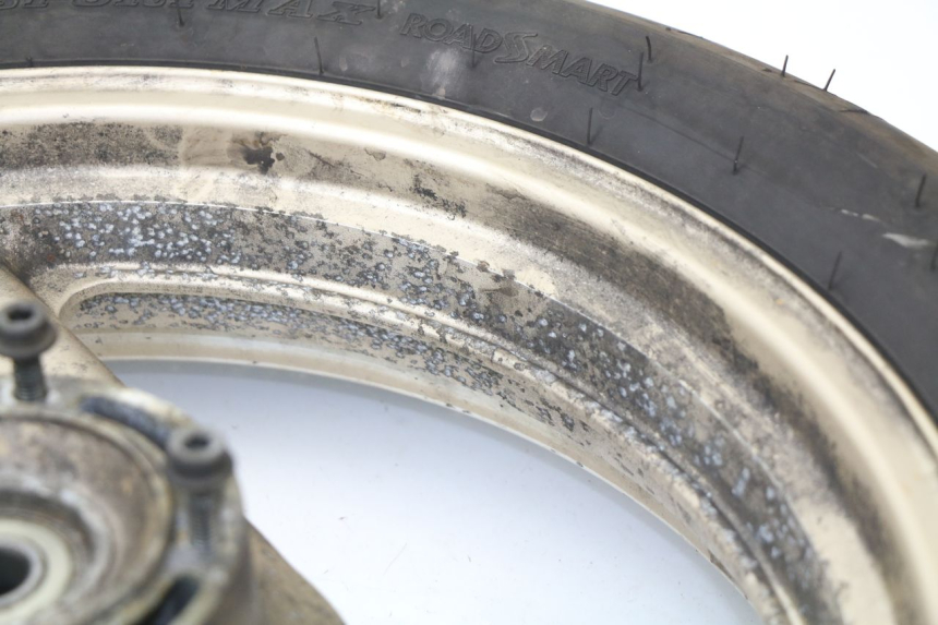 photo de CERCHIO POSTERIORE SUZUKI GSXF GSX F 600 (1988 - 1997)