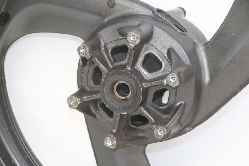 photo de CERCHIO POSTERIORE YAMAHA TDR DELTABOX 125 (1993 - 2003)