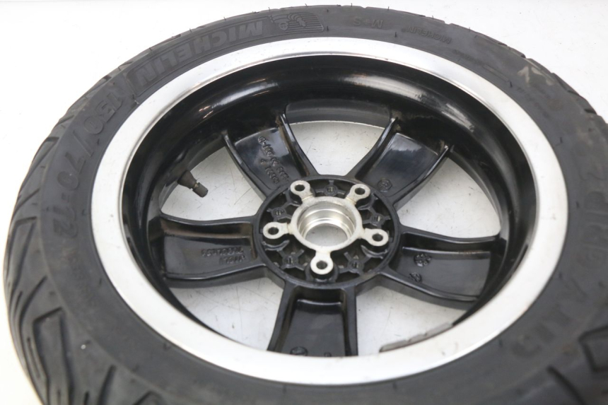 photo de CERCHIO POSTERIORE PIAGGIO VESPA GTS IGET ABS 125 (2017 - 2023)
