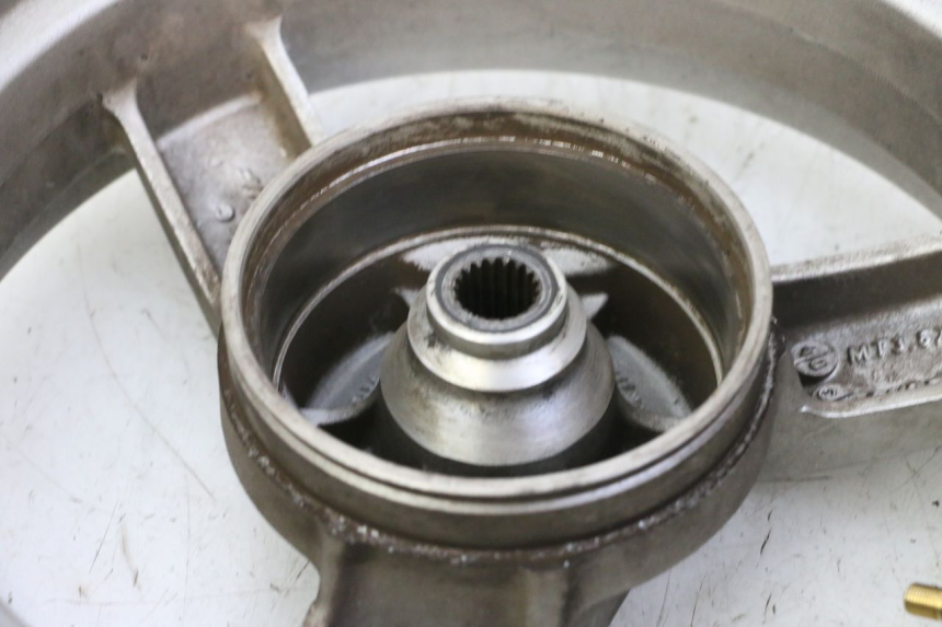 photo de CERCHIO POSTERIORE PEUGEOT VIVACITY NEW 4T 50 (2008 - 2017)