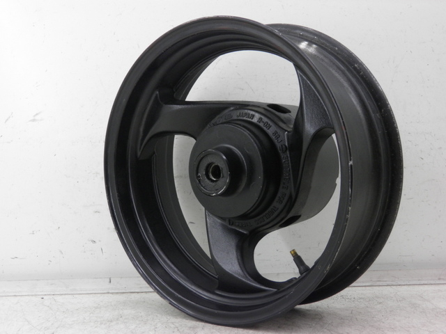 photo de CERCHIO POSTERIORE YAMAHA XP T-MAX TMAX ABS 500 (2000 - 2003)