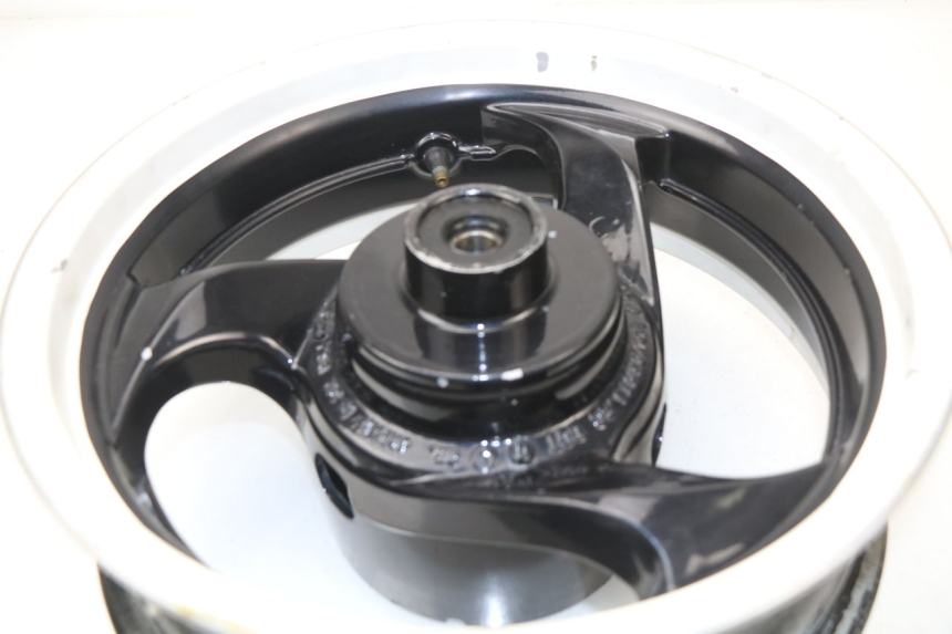 photo de CERCHIO POSTERIORE YAMAHA XP T-MAX TMAX ABS 500 (2000 - 2003)