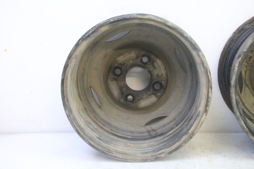 photo de CERCHIO POSTERIORE YAMAHA YFM GRIZZLY 550 (2008 - 2015)