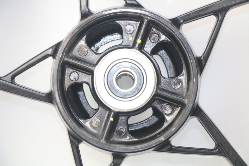 photo de CERCHIO POSTERIORE KAWASAKI Z 650 (2016 - 2019)