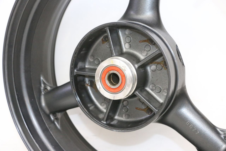 photo de CERCHIO POSTERIORE KAWASAKI ZR 7 750 (1999 - 2001) - Altra vista dell'articolo